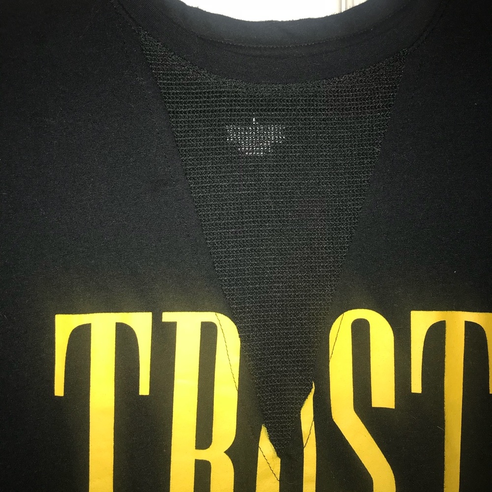 Trust No One Graphic T With Mesh V-Neck - Picture 6 of 8